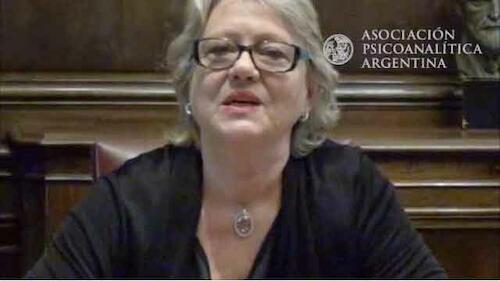Panel: “Clínicas psicoanalíticas a partir de Freud”. Dra. Claudia Borensztejn (APA)