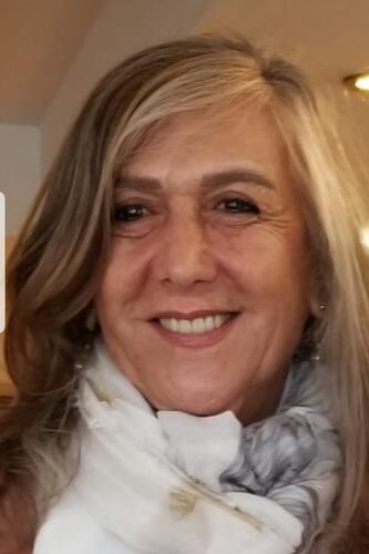 Dana, Emmy